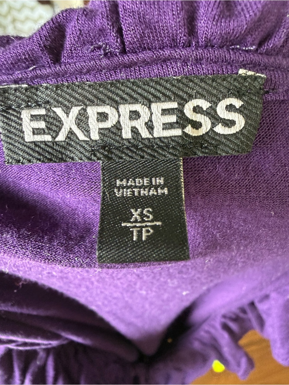 Express purple ruffle and ruched stretchy sleeveless top size XS, fit like small - Picture 3 of 5